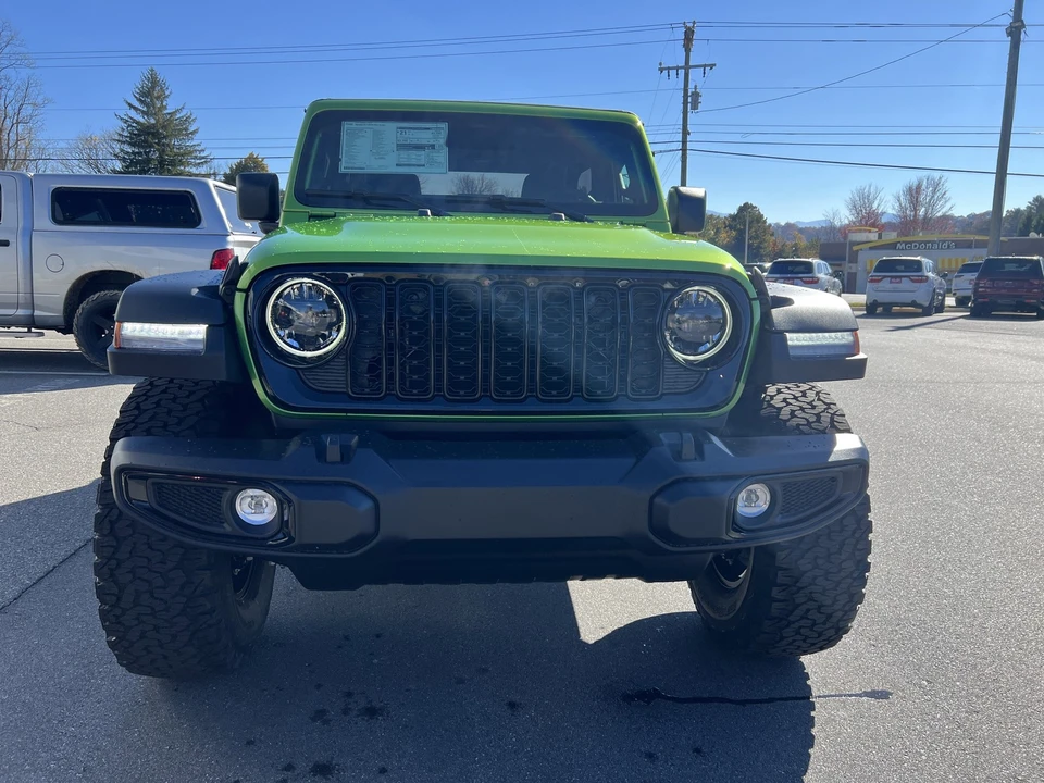 2026 Jeep JL Wrangler - Image 5 of 22
