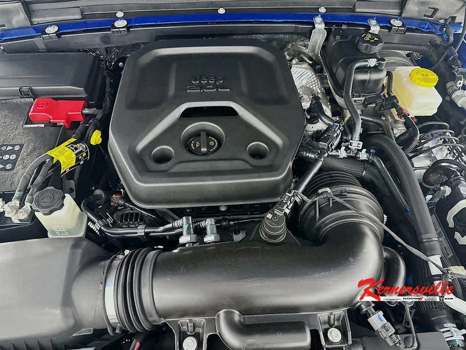 2026 Jeep JL Wrangler - Image 18 of 21