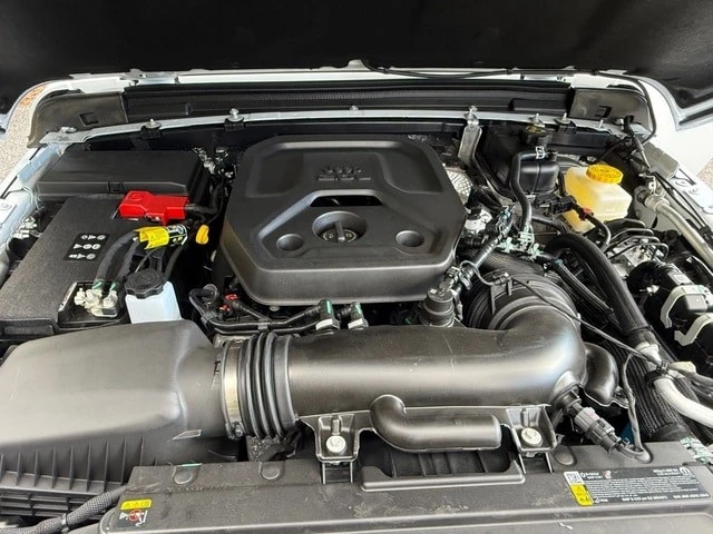 2026 Jeep JL Wrangler - Image 10 of 21