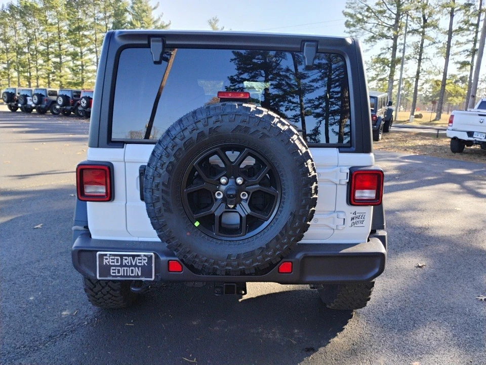 2026 Jeep JL Wrangler - Image 6 of 12