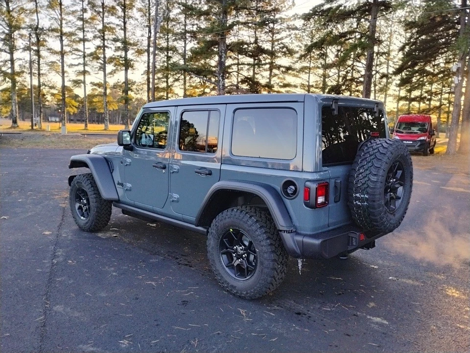 2026 Jeep JL Wrangler - Image 7 of 12