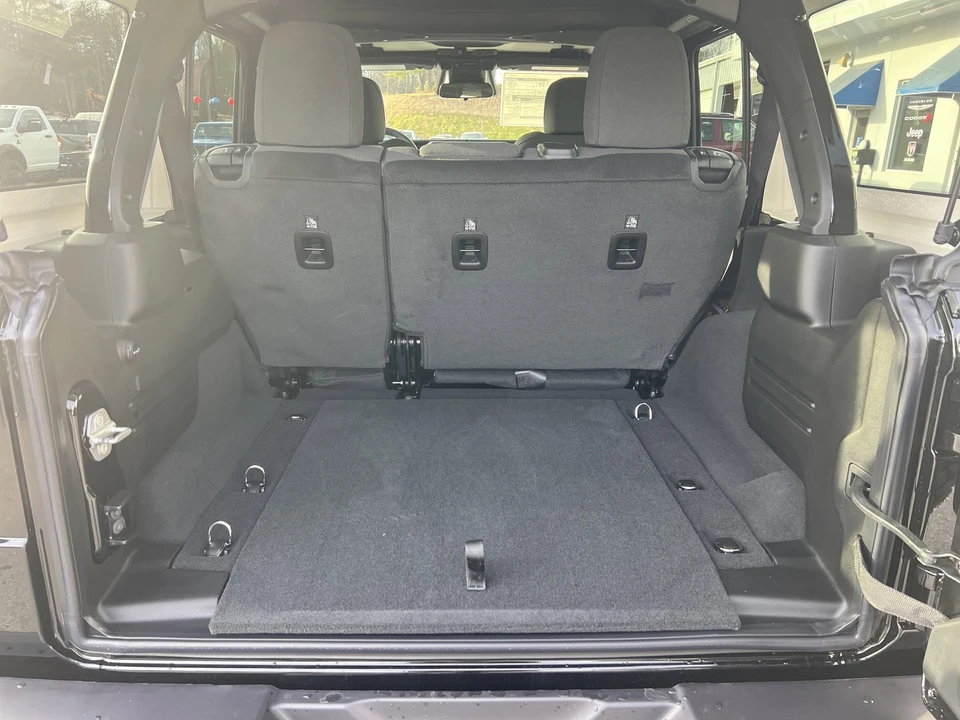 2026 Jeep JL Wrangler - Image 10 of 21