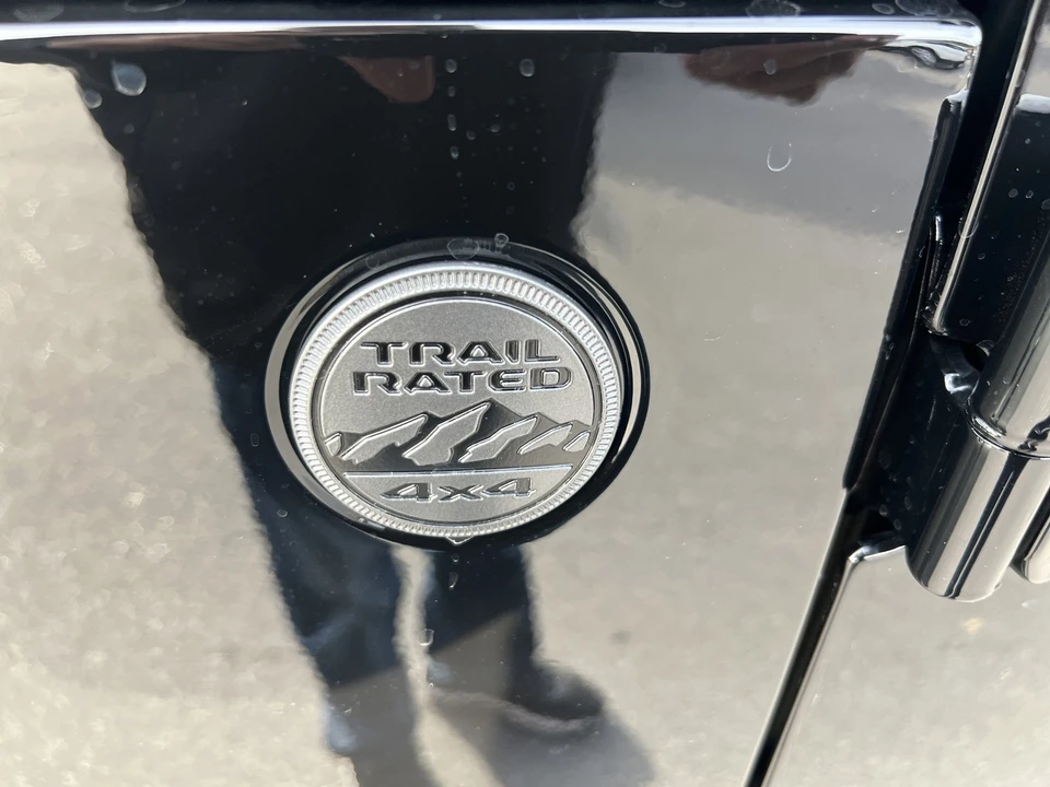 2026 Jeep JL Wrangler - Image 8 of 21