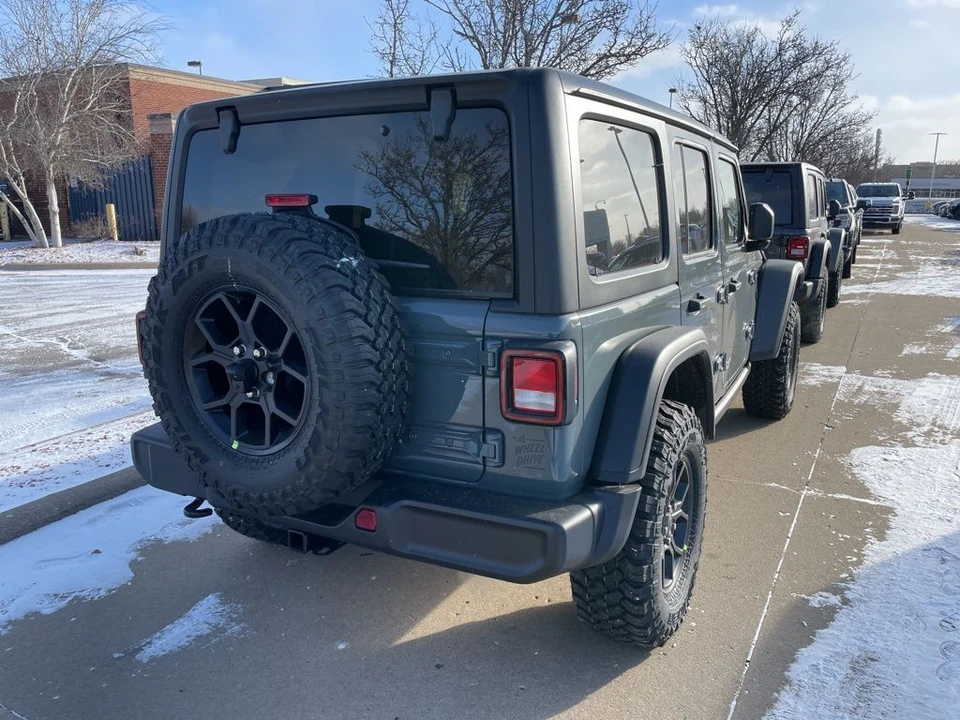2026 Jeep JL Wrangler - Image 3 of 11