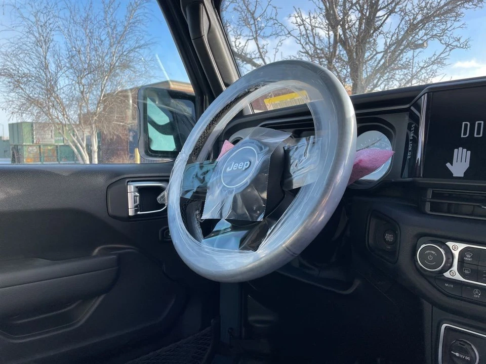 2026 Jeep JL Wrangler - Image 9 of 11