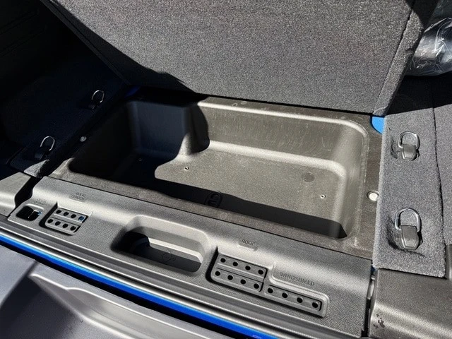 2026 Jeep JL Wrangler - Image 18 of 21