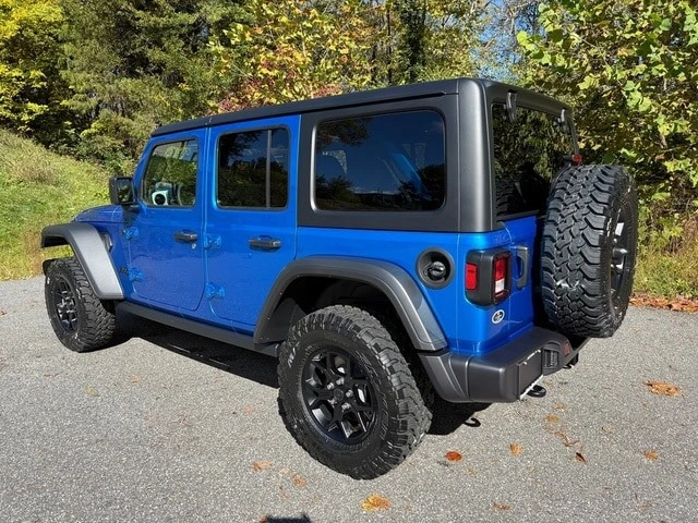 2026 Jeep JL Wrangler - Image 9 of 21