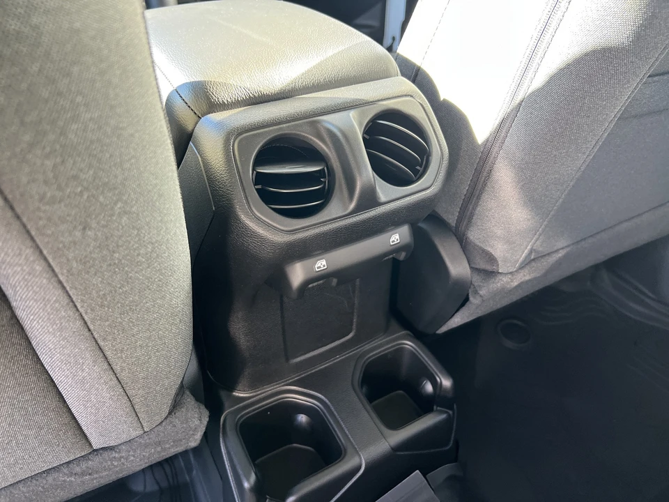 2026 Jeep JL Wrangler - Image 12 of 21