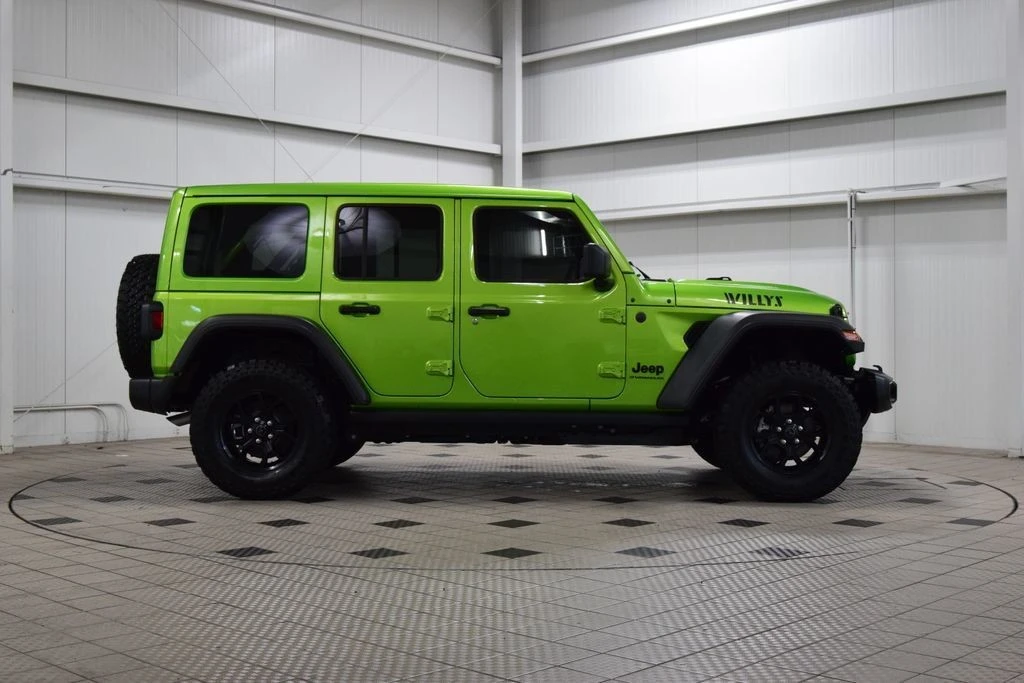 2026 Jeep JL Wrangler - Image 8 of 31