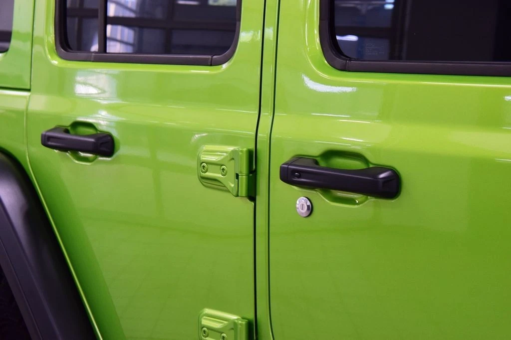 2026 Jeep JL Wrangler - Image 18 of 31