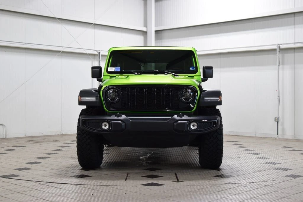 2026 Jeep JL Wrangler - Image 2 of 31