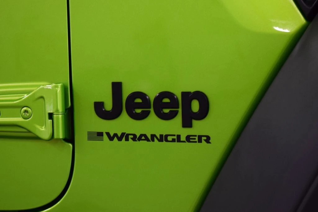 2026 Jeep JL Wrangler - Image 15 of 31
