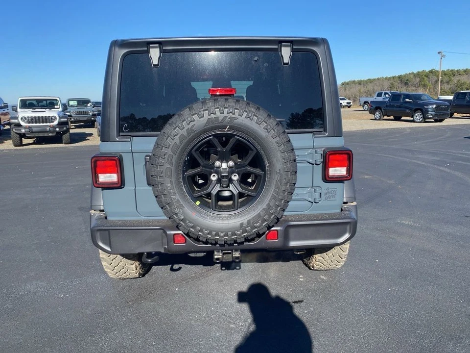 2026 Jeep JL Wrangler - Image 6 of 12