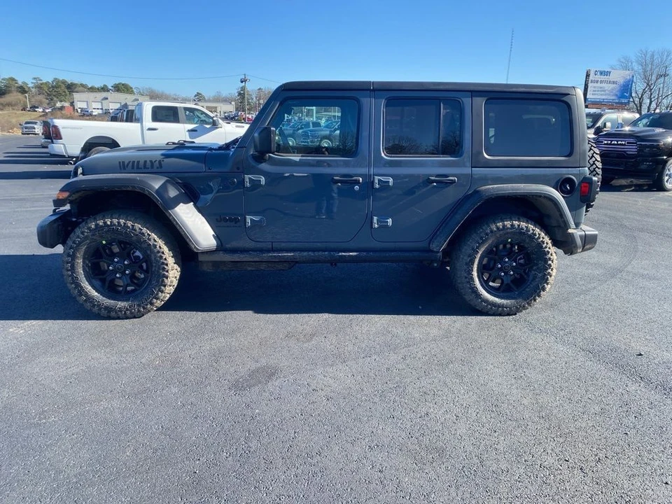 2026 Jeep JL Wrangler - Image 8 of 12