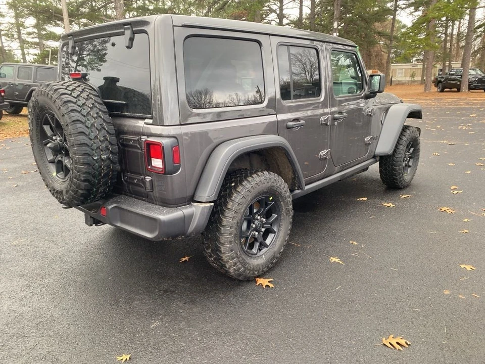 2026 Jeep JL Wrangler - Image 5 of 12