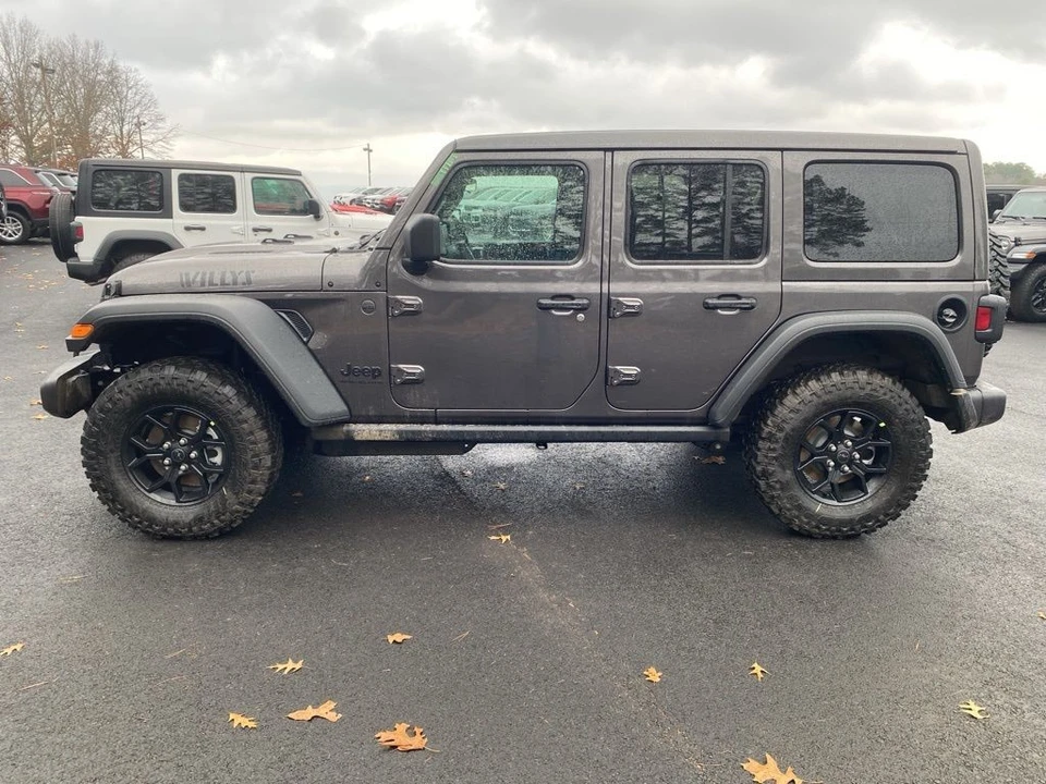 2026 Jeep JL Wrangler - Image 8 of 12