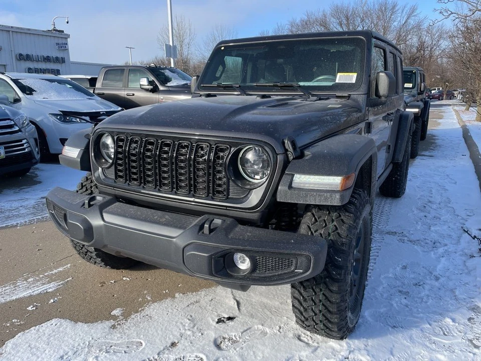 2026 Jeep JL Wrangler - Image 5 of 11