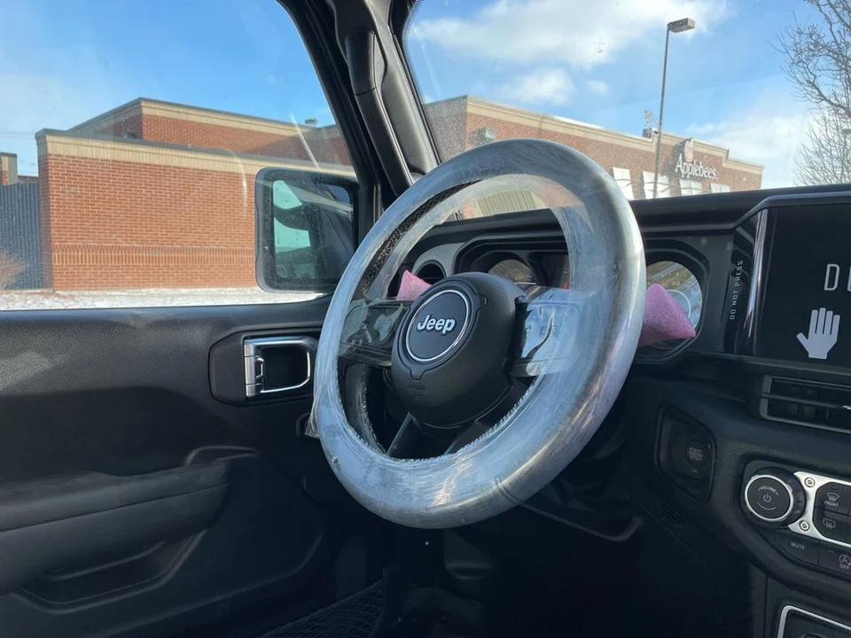 2026 Jeep JL Wrangler - Image 9 of 11