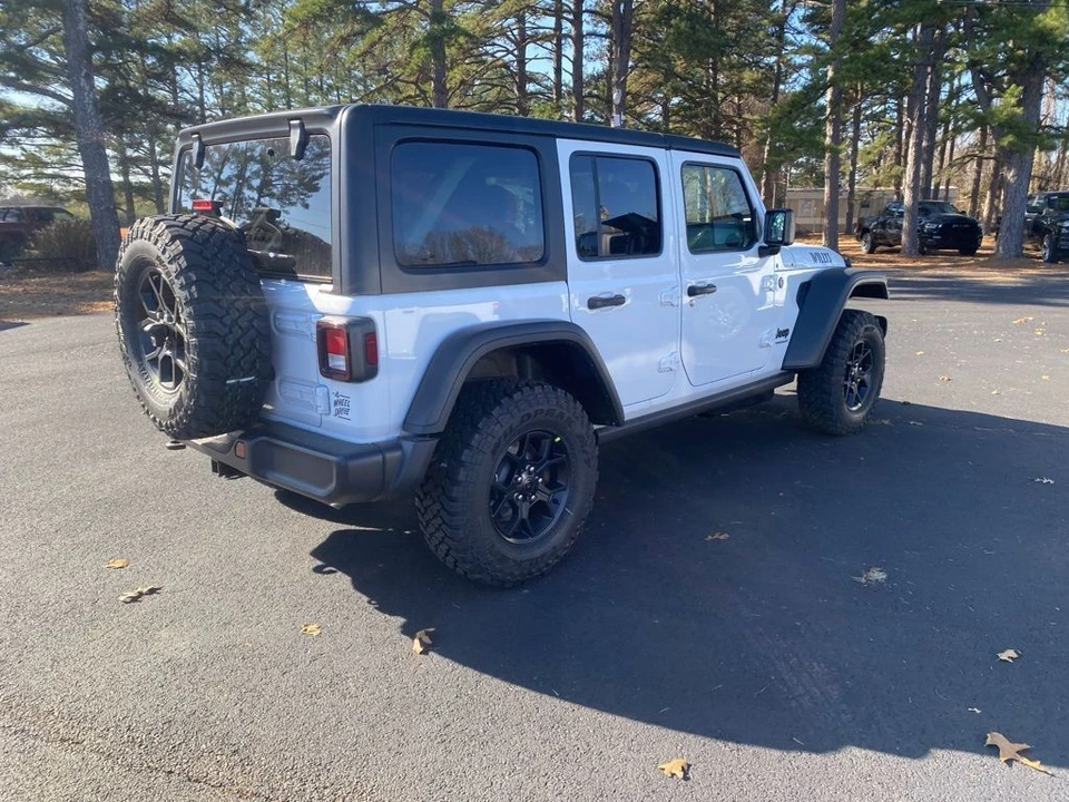 2026 Jeep JL Wrangler - Image 5 of 12