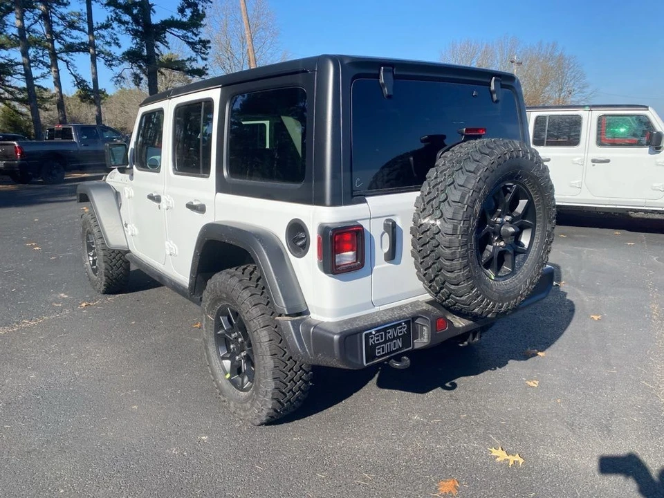 2026 Jeep JL Wrangler - Image 7 of 12