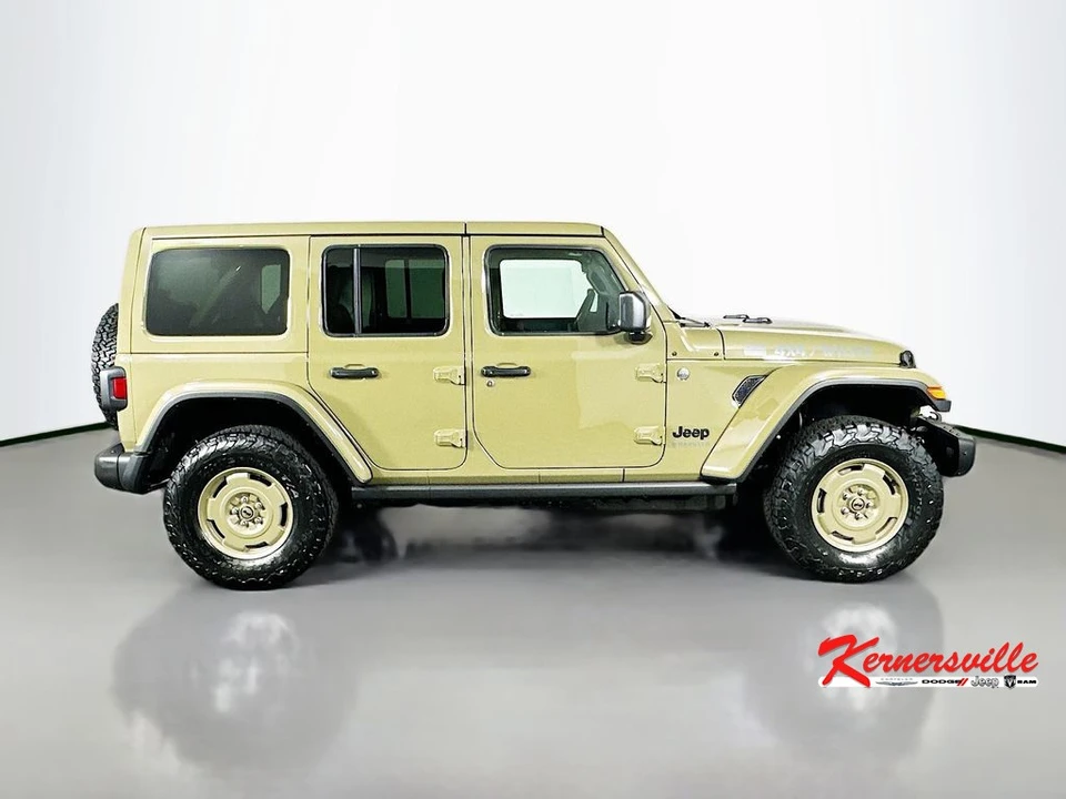 2026 Jeep JL Wrangler - Image 8 of 21