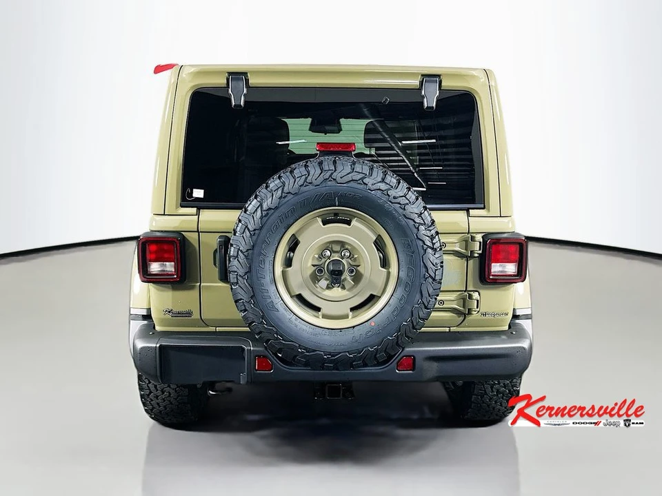 2026 Jeep JL Wrangler - Image 6 of 21