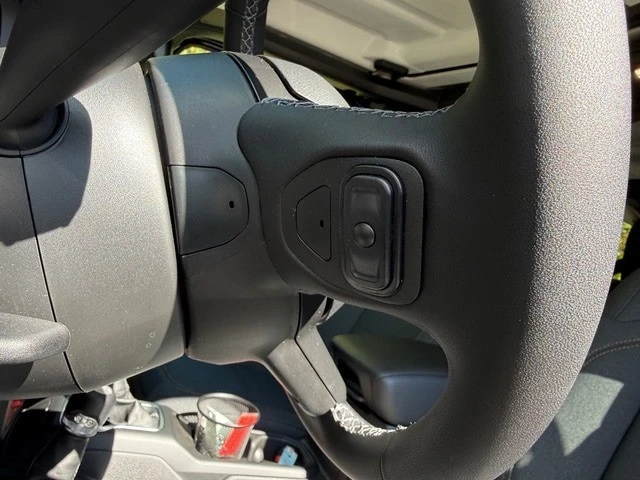 2026 Jeep JL Wrangler - Image 14 of 31