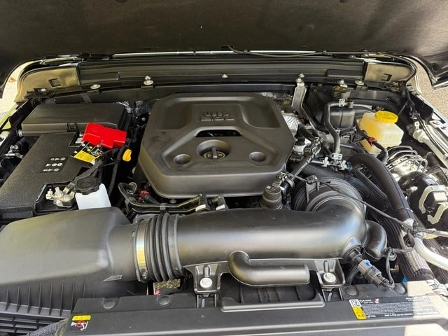 2026 Jeep JL Wrangler - Image 10 of 21