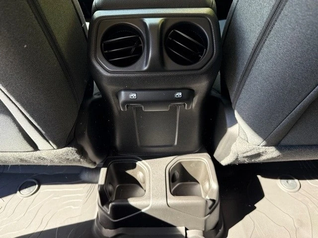 2026 Jeep JL Wrangler - Image 16 of 21