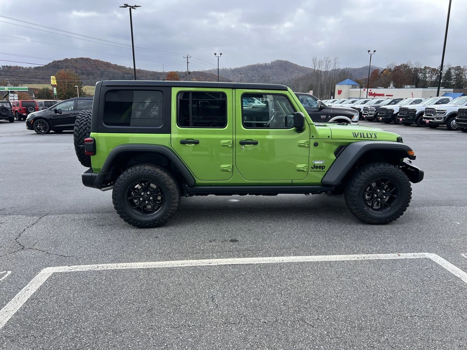 2026 Jeep JL Wrangler - Image 4 of 21