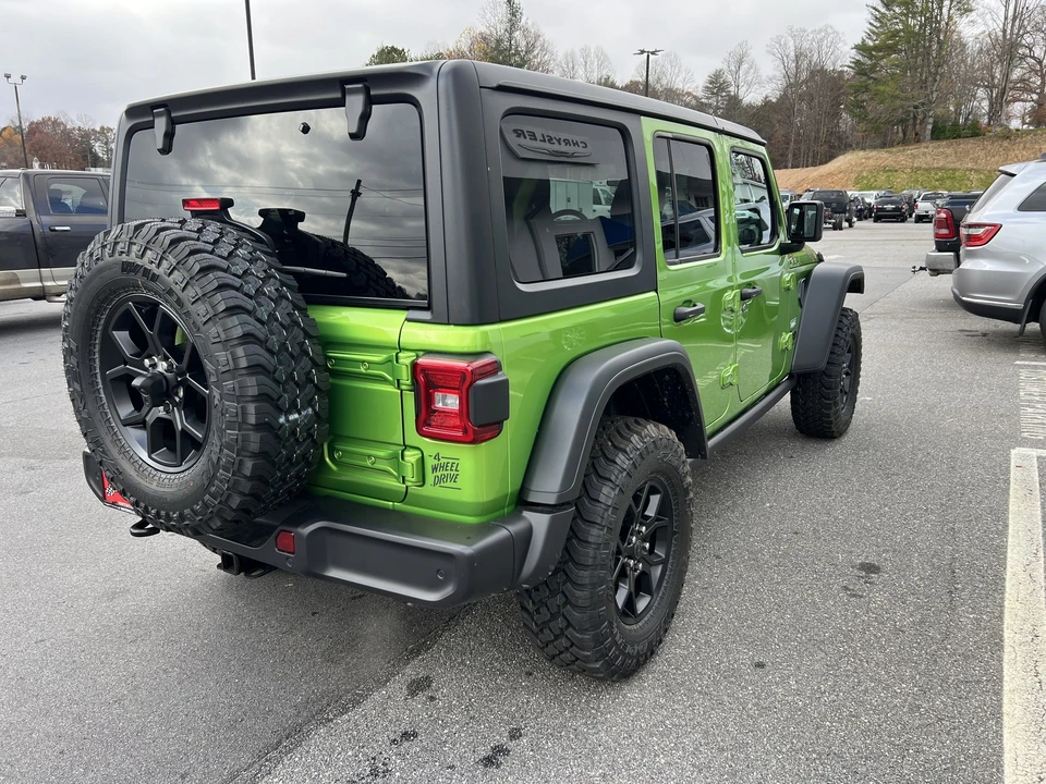 2026 Jeep JL Wrangler - Image 3 of 21
