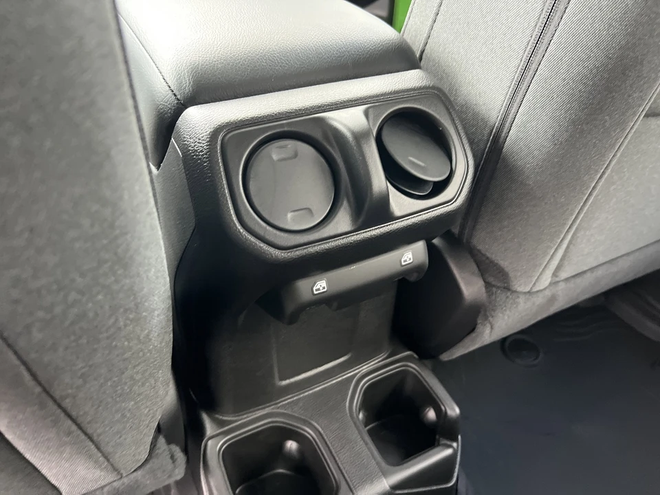 2026 Jeep JL Wrangler - Image 13 of 21
