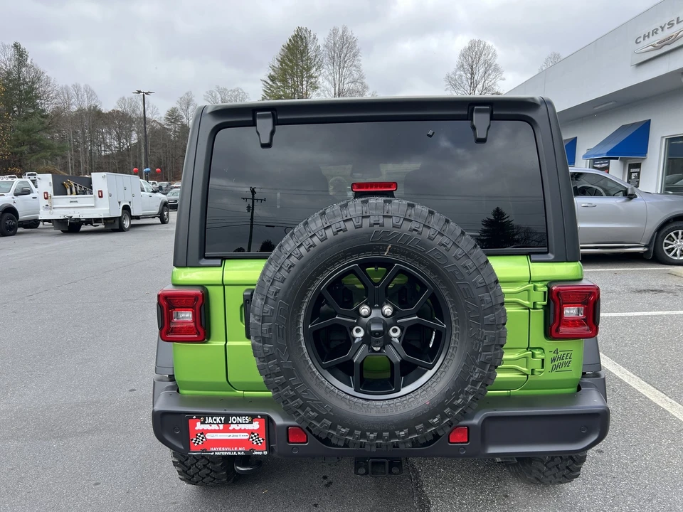 2026 Jeep JL Wrangler - Image 2 of 21