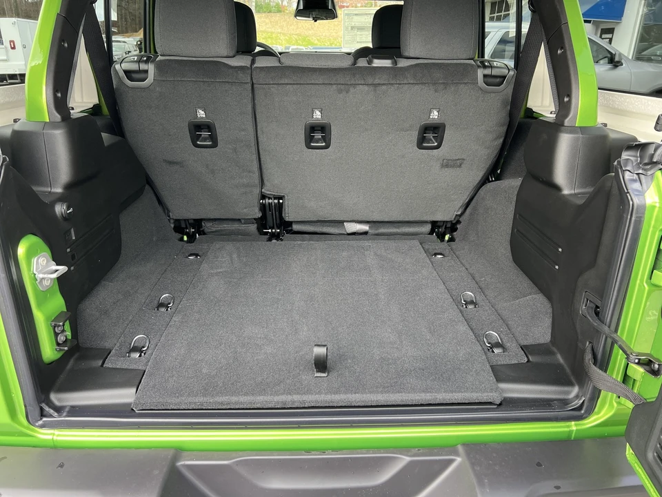 2026 Jeep JL Wrangler - Image 10 of 21