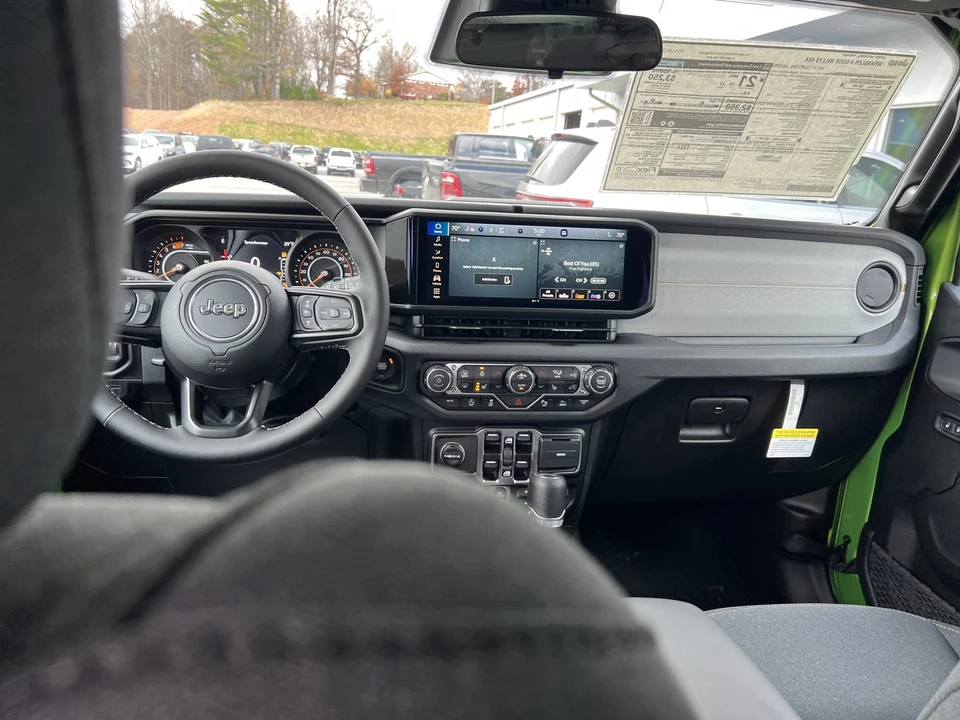 2026 Jeep JL Wrangler - Image 14 of 21