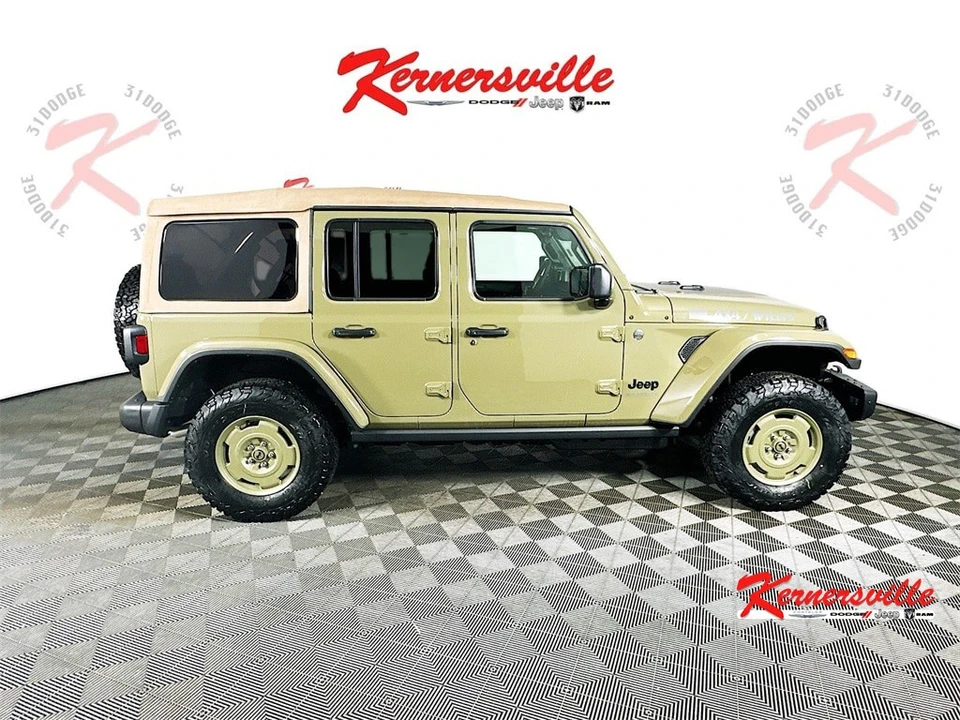 2026 Jeep JL Wrangler - Image 8 of 12