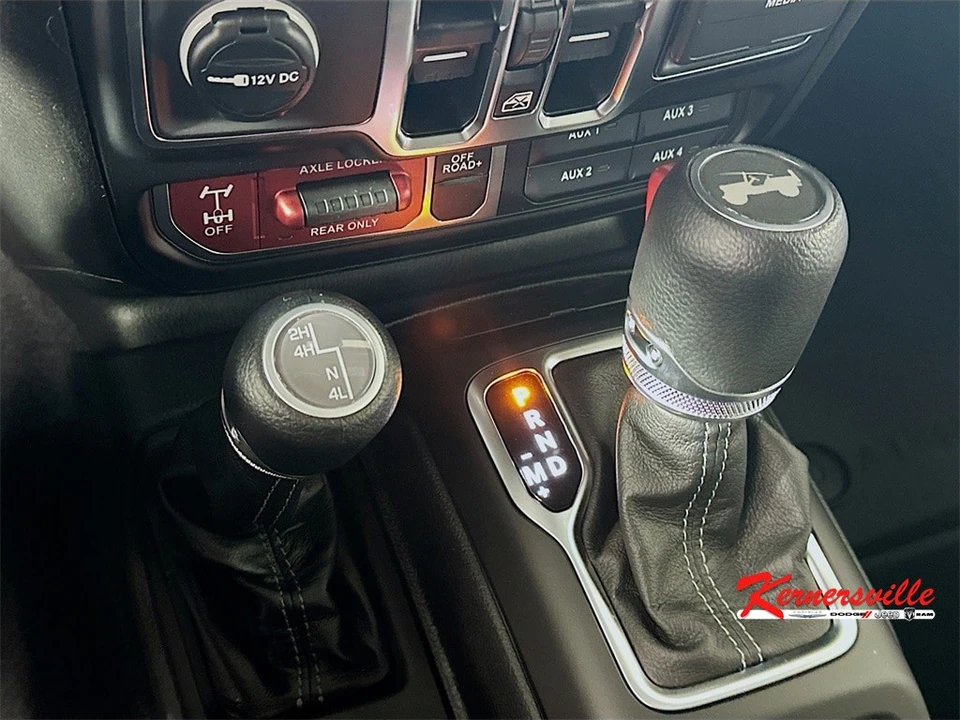 2026 Jeep JL Wrangler - Image 12 of 19