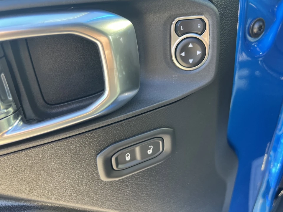 2026 Jeep JL Wrangler - Image 14 of 21