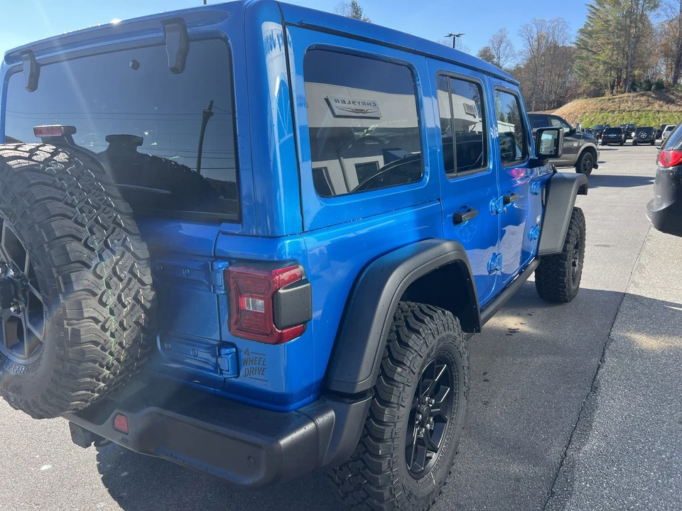 2026 Jeep JL Wrangler - Image 3 of 26