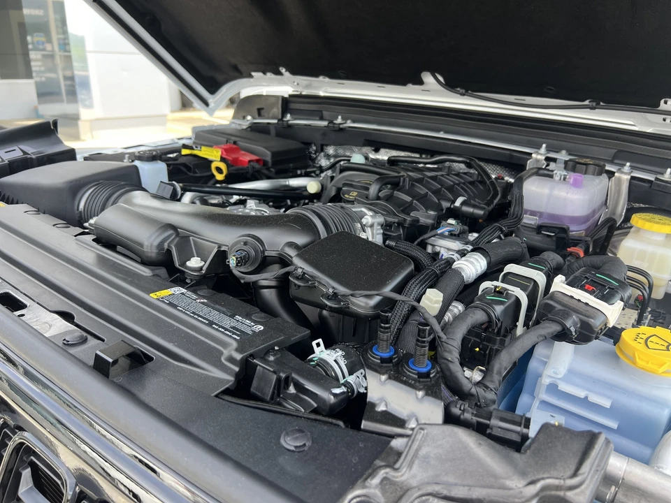 2026 Jeep JL Wrangler - Image 28 of 28