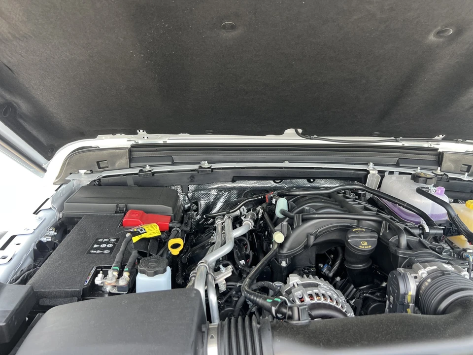 2026 Jeep JL Wrangler - Image 27 of 28