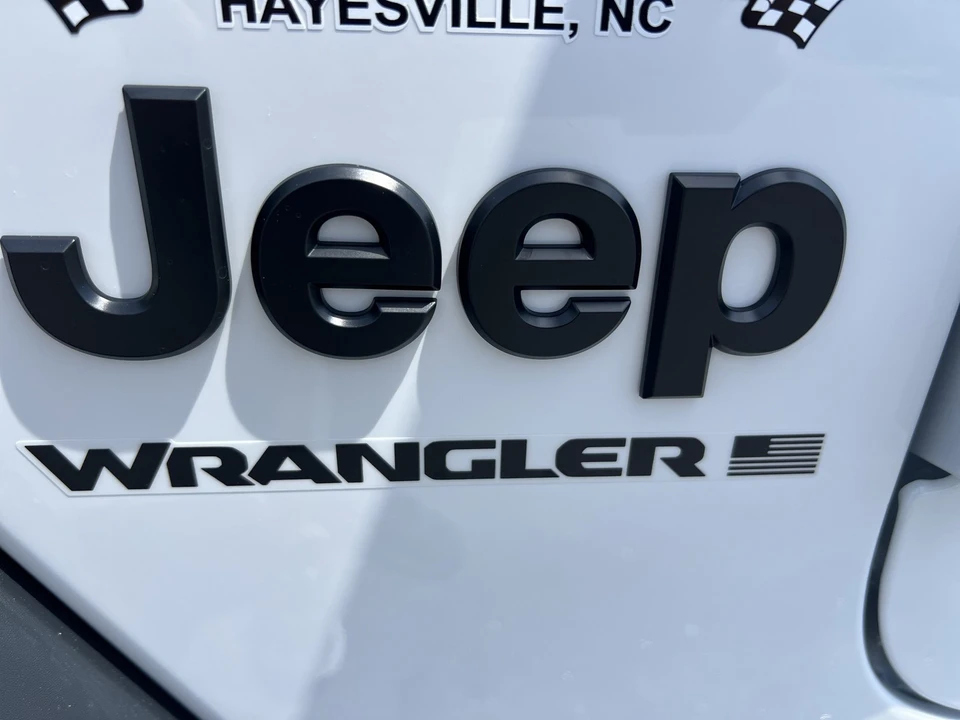 2026 Jeep JL Wrangler - Image 7 of 28