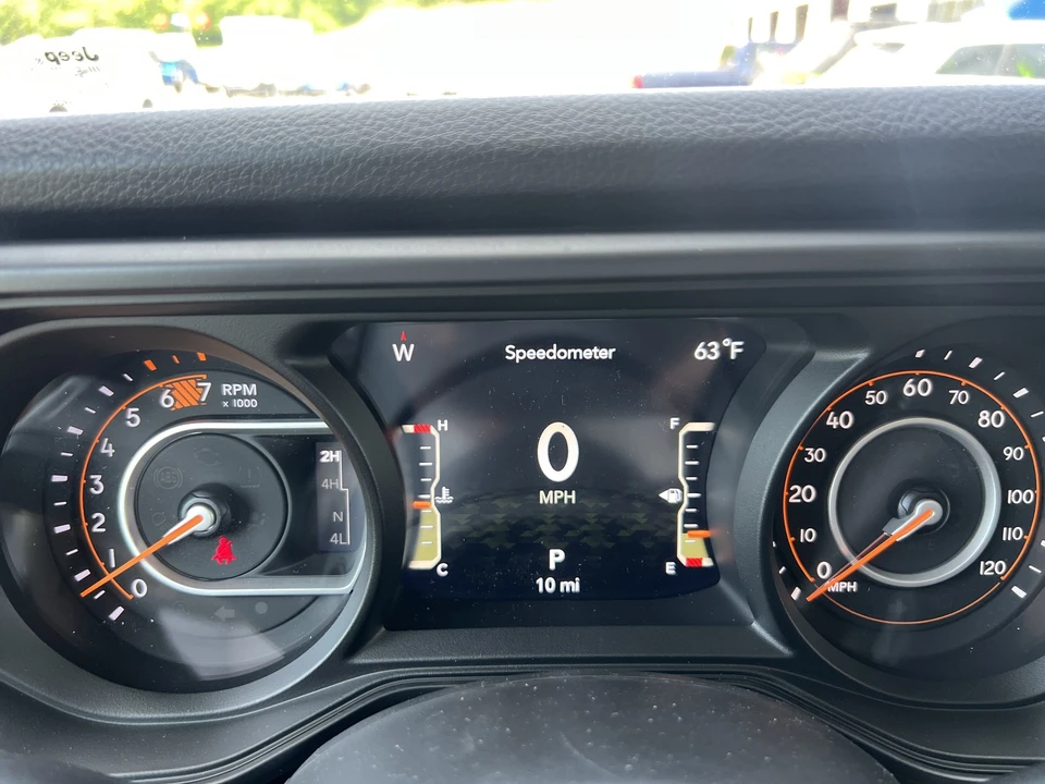 2026 Jeep JL Wrangler - Image 25 of 28