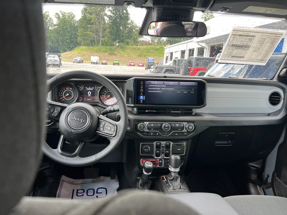 2026 Jeep JL Wrangler - Image 9 of 25