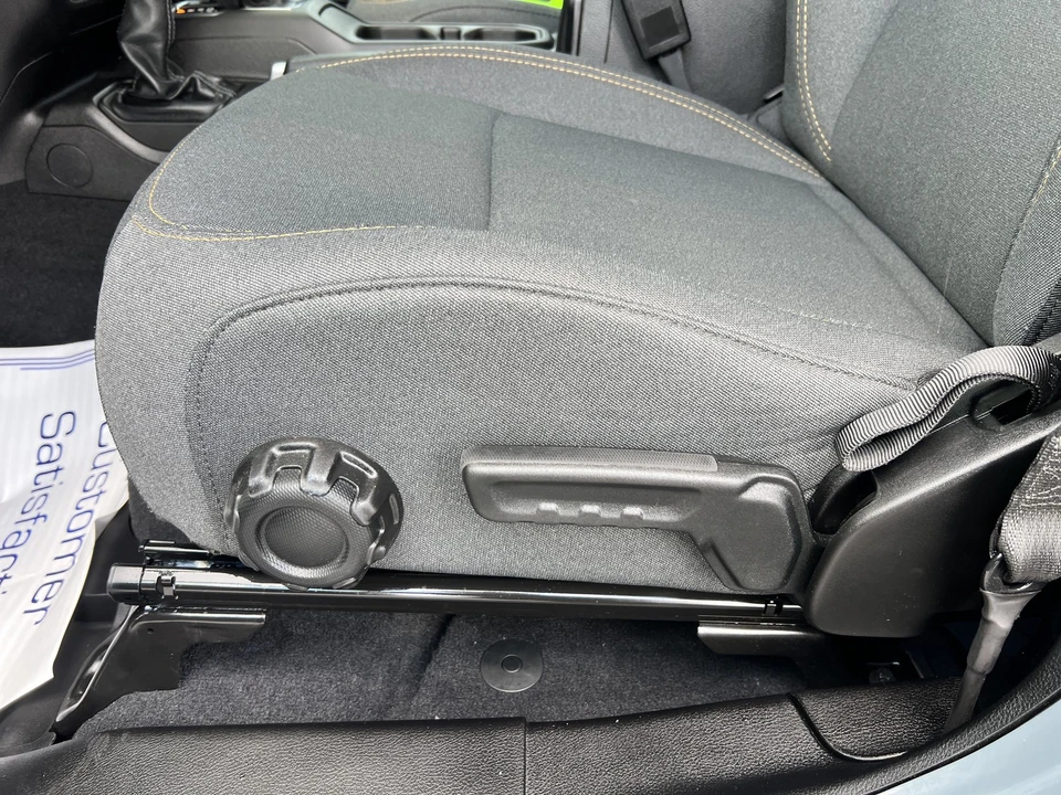 2026 Jeep JL Wrangler - Image 15 of 25