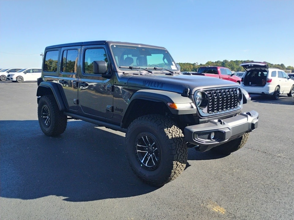 2026 Jeep JL Wrangler - Image 3 of 12