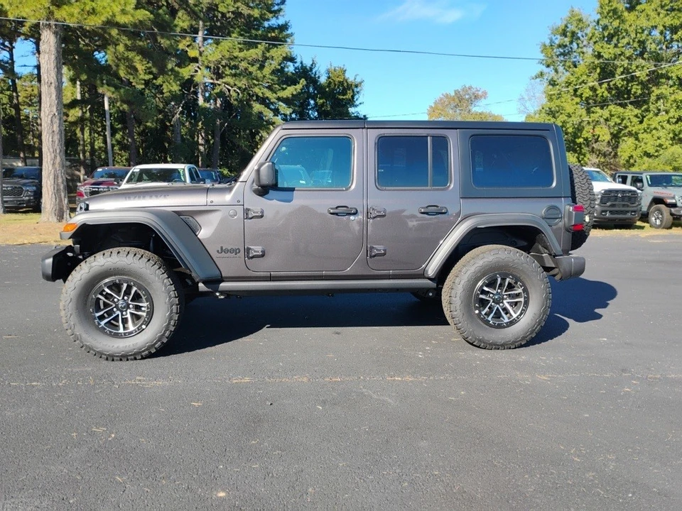 2026 Jeep JL Wrangler - Image 8 of 12