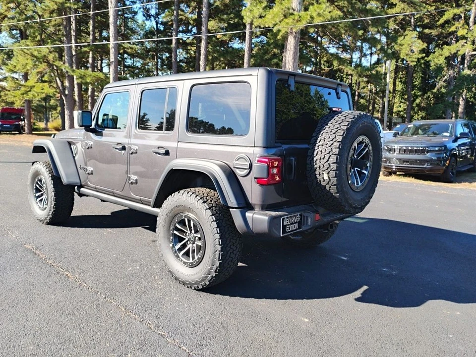 2026 Jeep JL Wrangler - Image 7 of 12