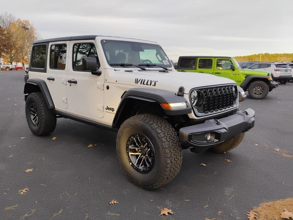 2026 Jeep JL Wrangler - Image 3 of 12