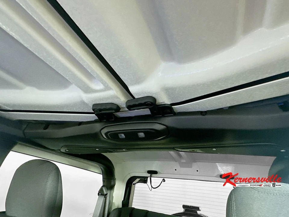2026 Jeep JL Wrangler - Image 14 of 22